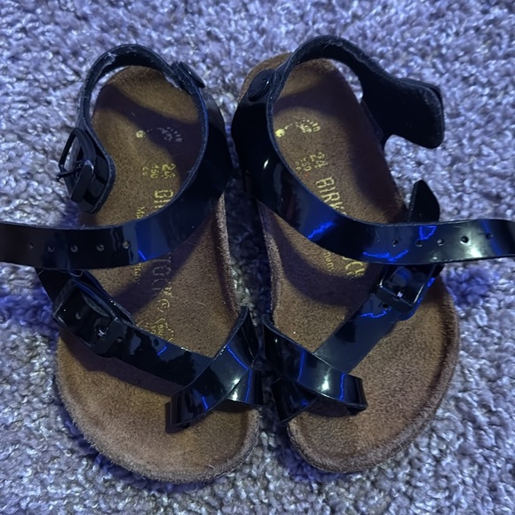Kids birkenstock patent leather sandals - Picture 2 of 4
